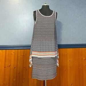 EUC Max Studio sleeveless dress